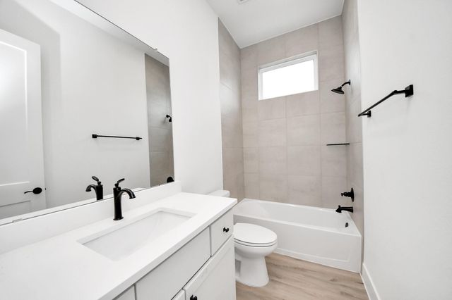 9606 Chateau Hill, Manvel, TX 77578