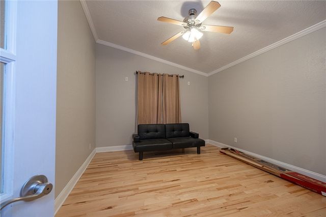 1618 W Railroad St, Heidelberg, PA 15106