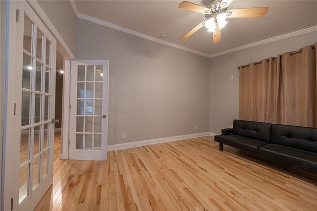 1618 W Railroad St, Heidelberg, PA 15106