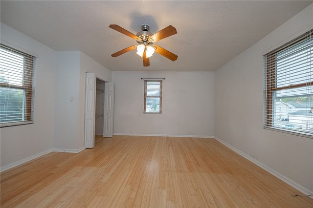 1618 W Railroad St, Heidelberg, PA 15106