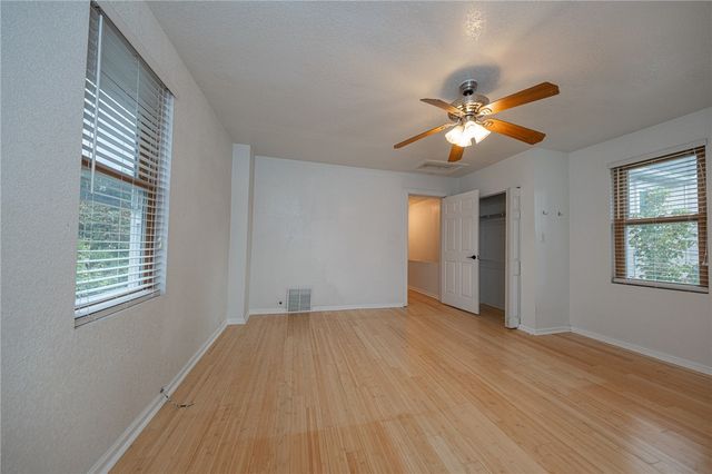 1618 W Railroad St, Heidelberg, PA 15106