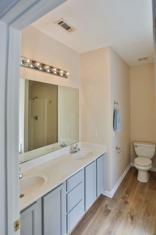 2300 Broadview Dr, Nashville, TN 37217