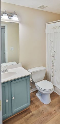 2300 Broadview Dr, Nashville, TN 37217