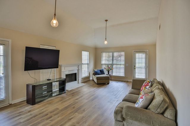 2300 Broadview Dr, Nashville, TN 37217