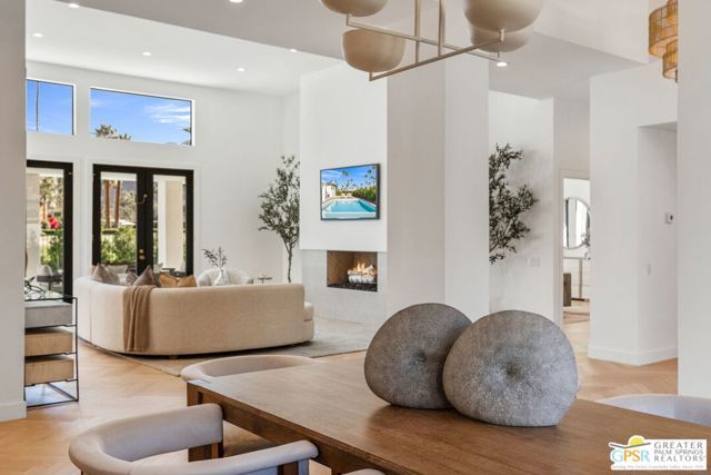 2300 S Calle Palo Fierro, Palm Springs, CA 92264