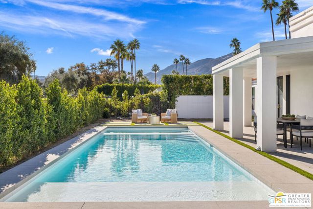 2300 S Calle Palo Fierro, Palm Springs, CA 92264