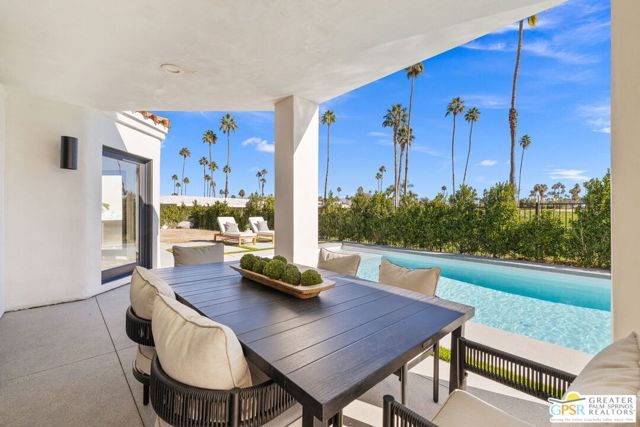 2300 S Calle Palo Fierro, Palm Springs, CA 92264