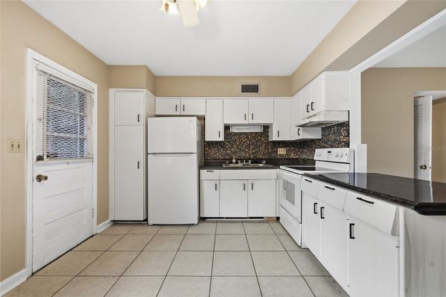 825 N PRIMROSE DRIVE 111, Orlando, FL 32803