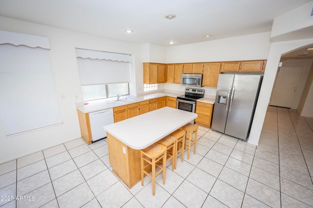 3844 E KINGS Avenue, Phoenix, AZ 85032