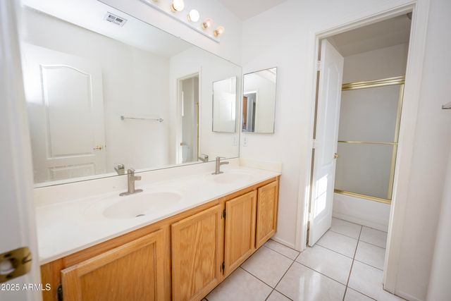 3844 E KINGS Avenue, Phoenix, AZ 85032