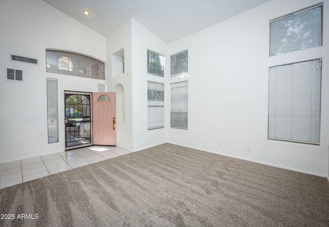 3844 E KINGS Avenue, Phoenix, AZ 85032