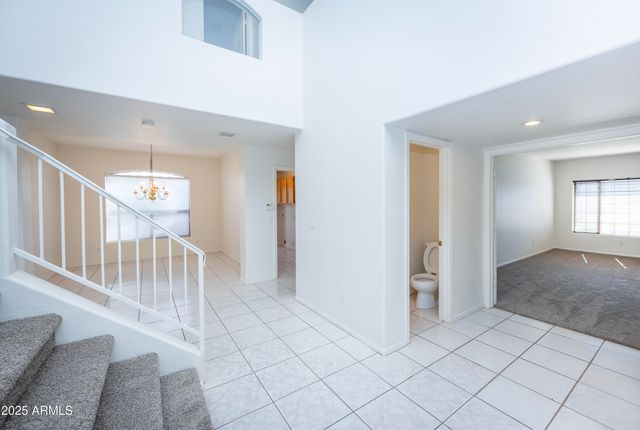 3844 E KINGS Avenue, Phoenix, AZ 85032