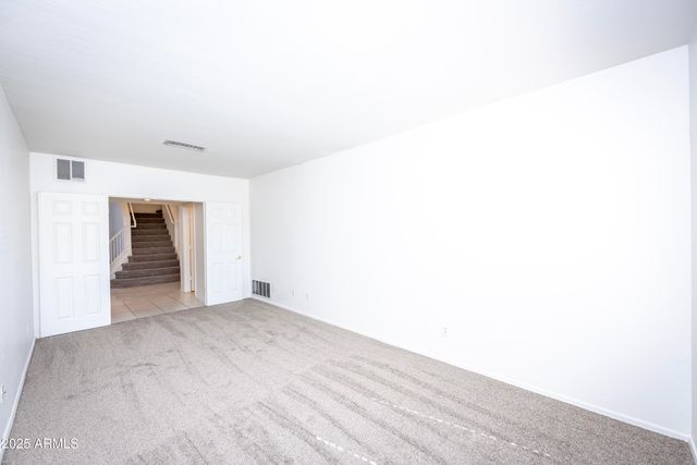 3844 E KINGS Avenue, Phoenix, AZ 85032