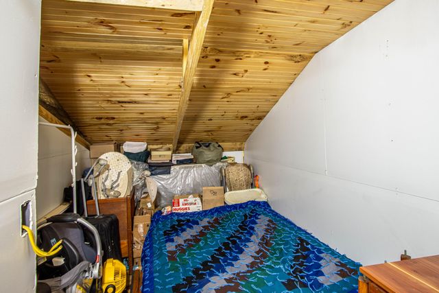 227 Callihan Road, East Bernstadt, KY 40729