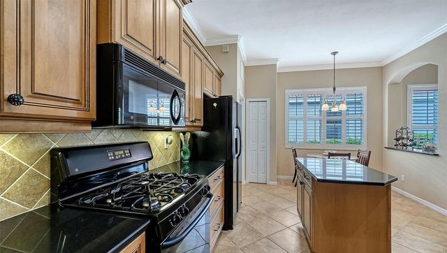 194 CIPRIANI WAY, North Venice, FL 34275