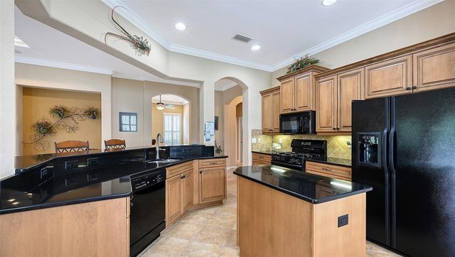 194 CIPRIANI WAY, North Venice, FL 34275