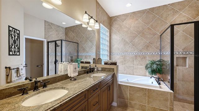 194 CIPRIANI WAY, North Venice, FL 34275