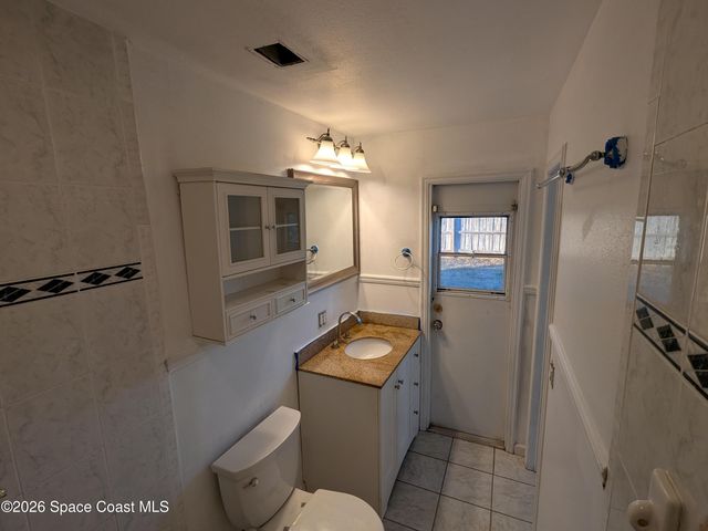 2368 Lakeview Drive, Melbourne, FL 32935