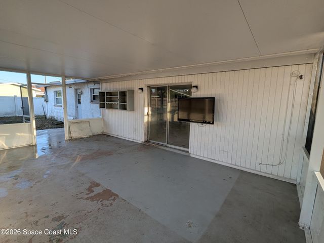 2368 Lakeview Drive, Melbourne, FL 32935