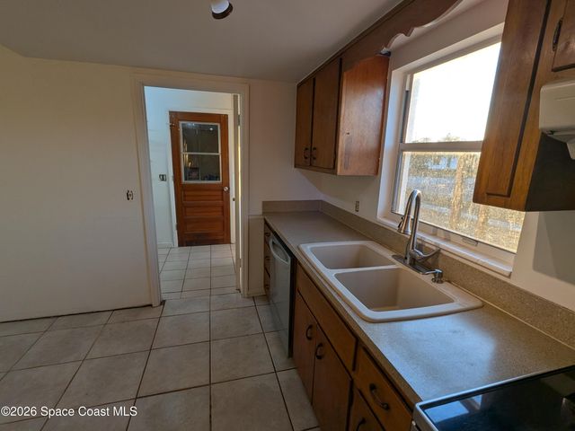 2368 Lakeview Drive, Melbourne, FL 32935