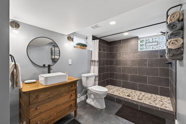 4607 Washington Street NE, Columbia Heights, MN 55421