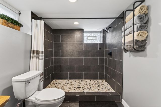 4607 Washington Street NE, Columbia Heights, MN 55421