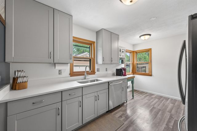 4607 Washington Street NE, Columbia Heights, MN 55421