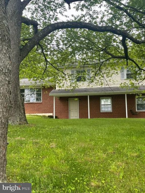 109 SANDY LN, Bellefonte, PA 16823