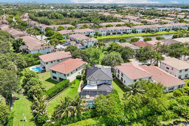 1121 Center Stone Lane, Riviera Beach, FL 33404