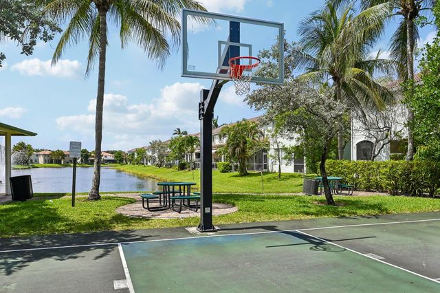 1121 Center Stone Lane, Riviera Beach, FL 33404