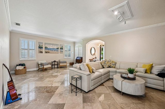 1121 Center Stone Lane, Riviera Beach, FL 33404
