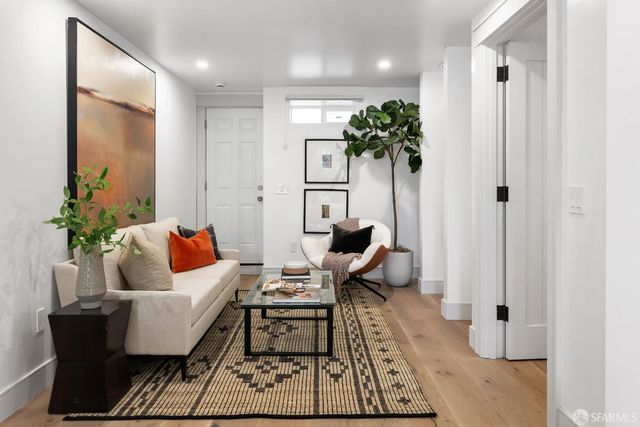 208 Winfield Street, San Francisco, CA 94110