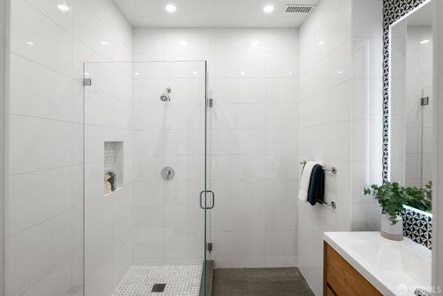 208 Winfield Street, San Francisco, CA 94110