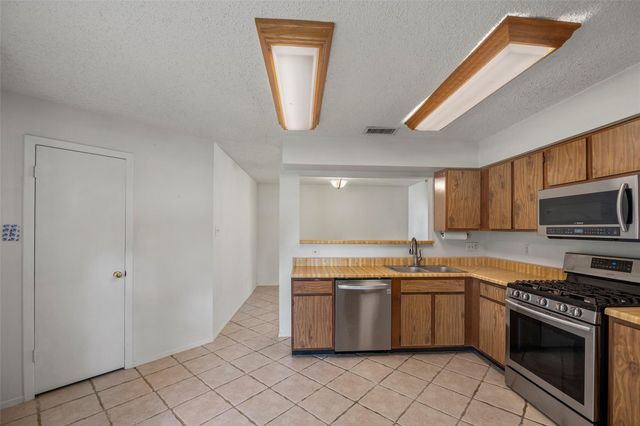 4243 Prairie Meadow Drive, Katy, TX 77449