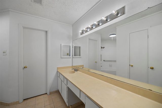 4243 Prairie Meadow Drive, Katy, TX 77449