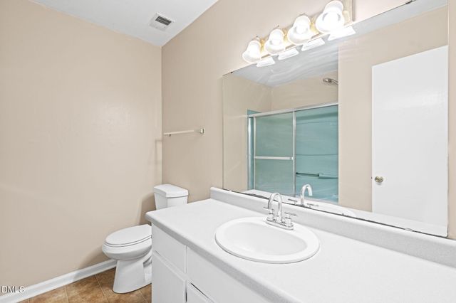 3712 Huntleigh Drive, Raleigh, NC 27604