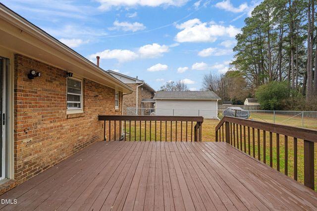 3712 Huntleigh Drive, Raleigh, NC 27604