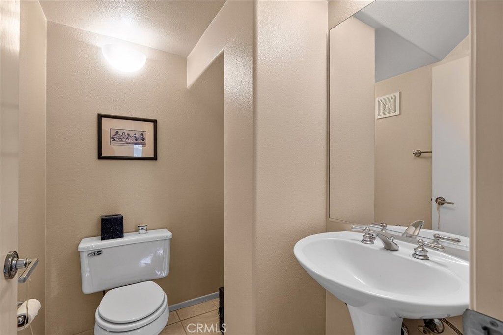 Image 15 of property listing at 23608 Big Sky, Valencia, CA 91354