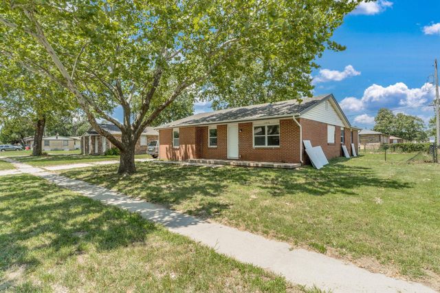 1506 E Del Mar, Wichita, KS 67216