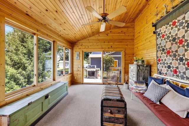542 Woodview Drive, Sun Prairie, WI 53590