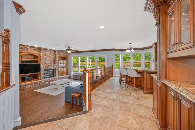 2052 Thornhill Dr, Granite Bay, CA 95746