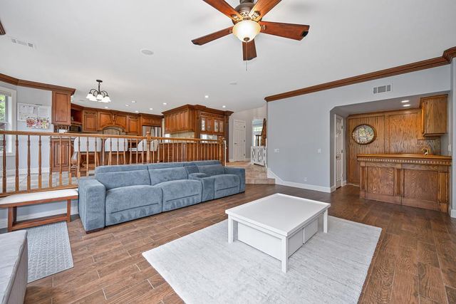 2052 Thornhill Dr, Granite Bay, CA 95746