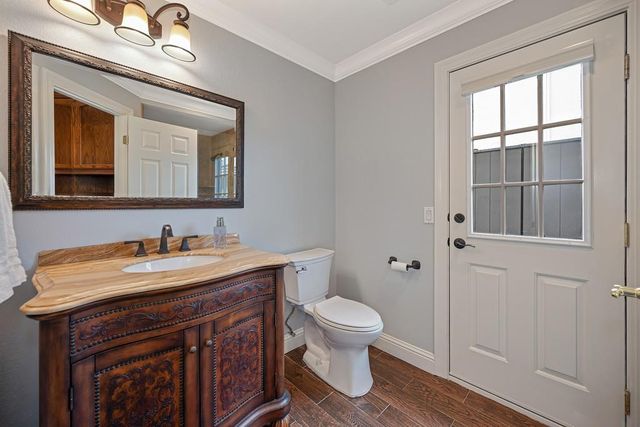 2052 Thornhill Dr, Granite Bay, CA 95746