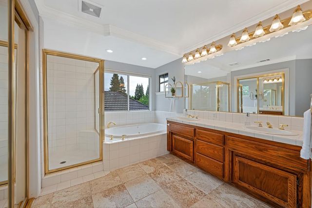 2052 Thornhill Dr, Granite Bay, CA 95746