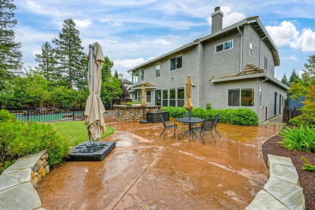 2052 Thornhill Dr, Granite Bay, CA 95746