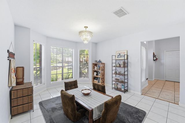 5727 Manor Forest Drive, Kingwood, TX 77339