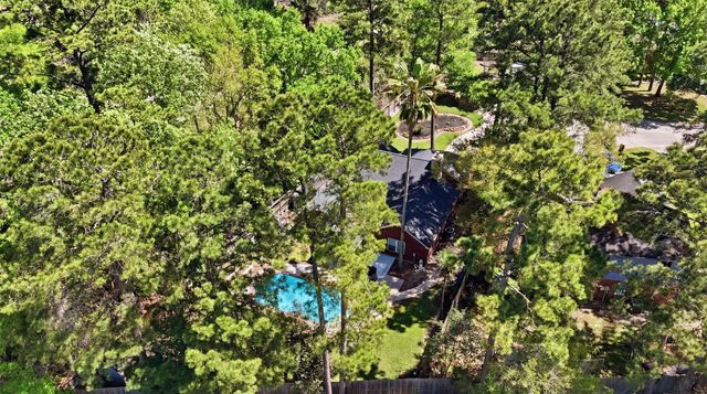 5727 Manor Forest Drive, Kingwood, TX 77339