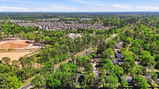 5727 Manor Forest Drive, Kingwood, TX 77339