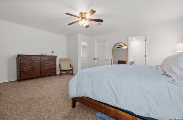 319 Cardinal Way, San Antonio, TX 78253