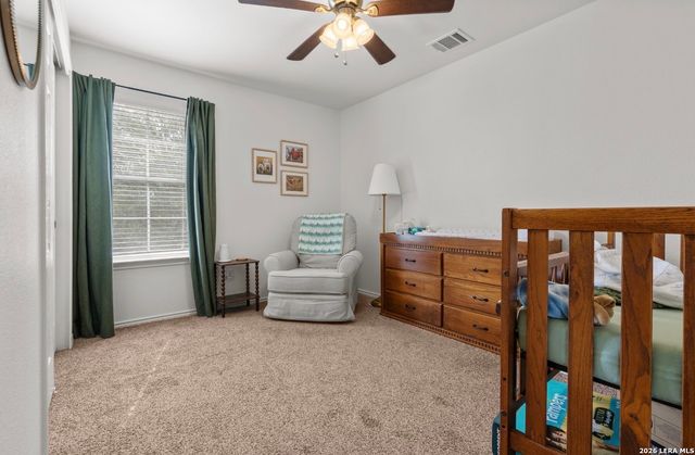 319 Cardinal Way, San Antonio, TX 78253